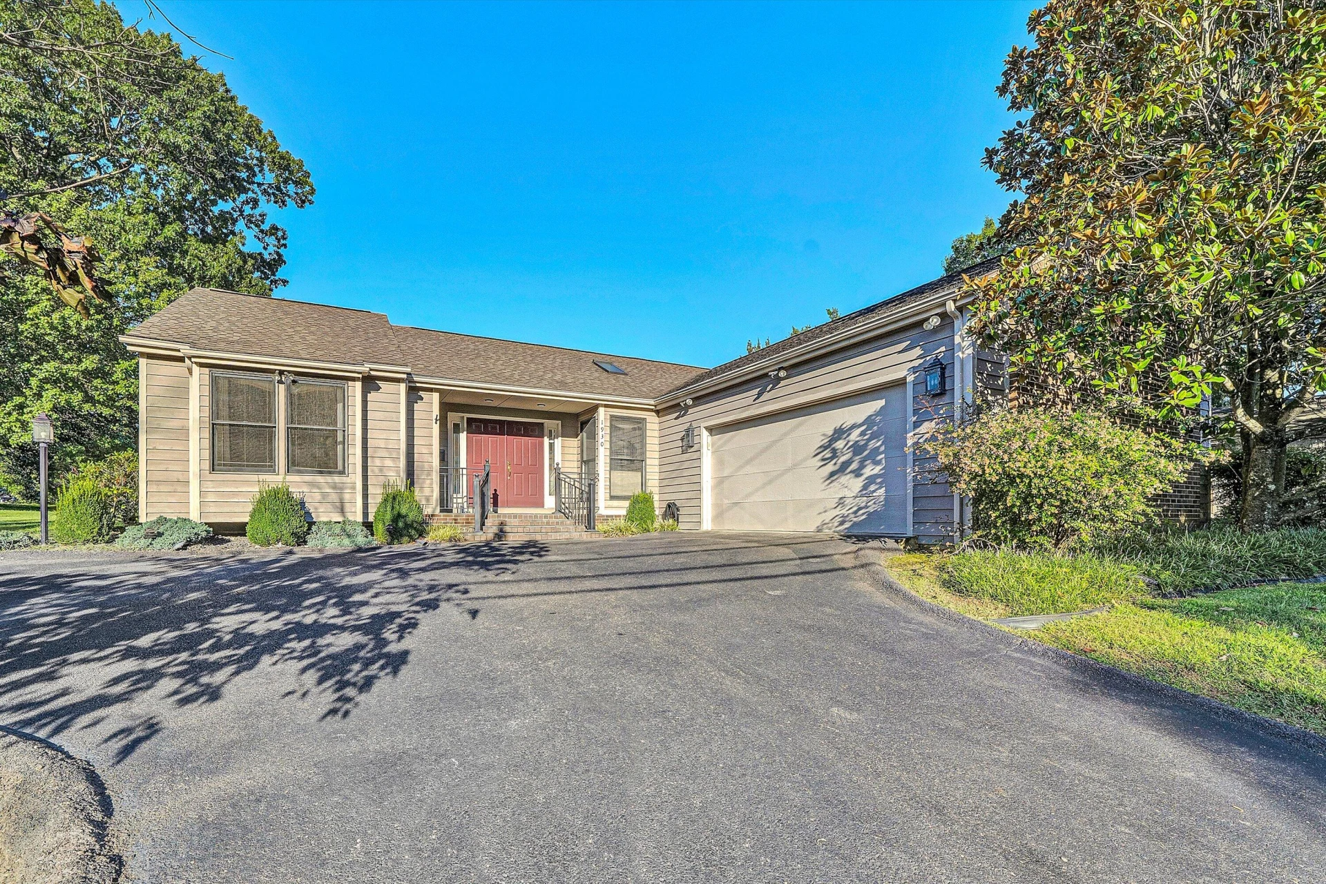 1930 McVitty RD