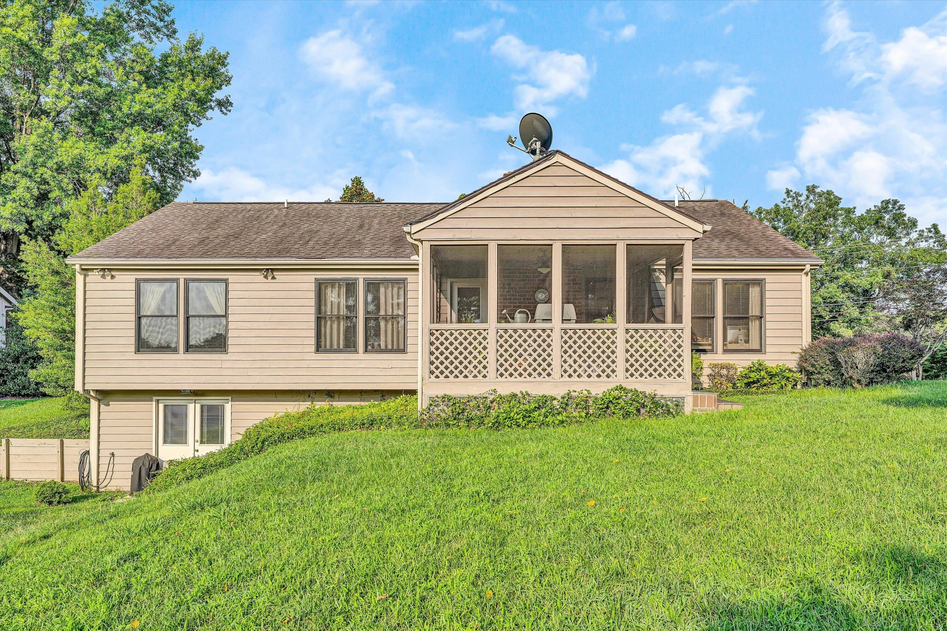 1930 McVitty RD - Photo 14