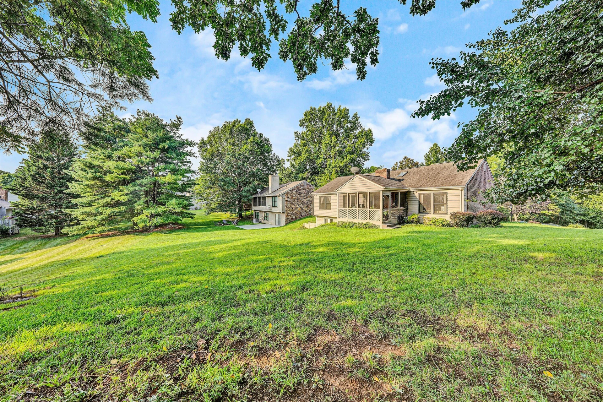 1930 McVitty RD - Photo 17