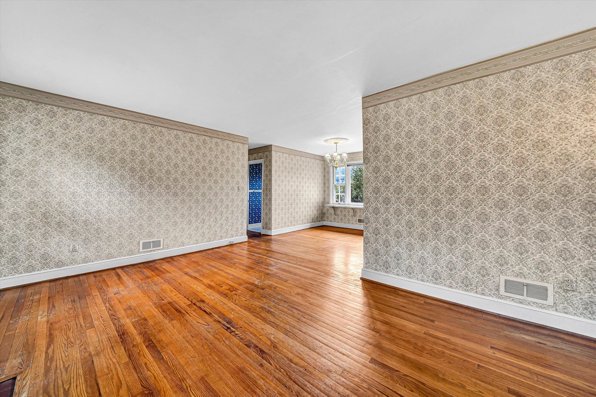 2622 Wycliffe AVE SW - Photo 10