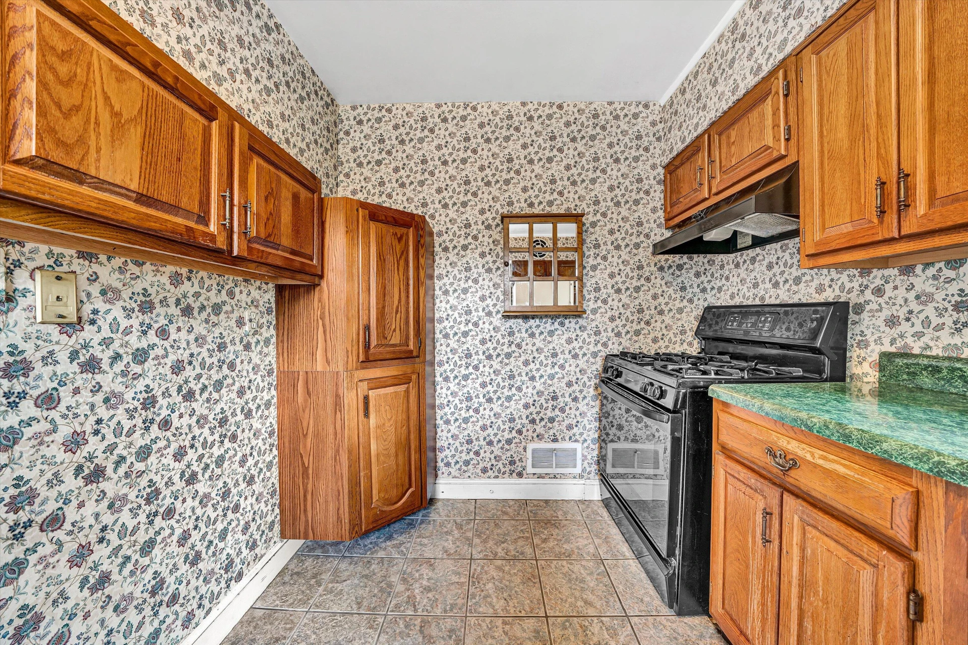 2622 Wycliffe AVE SW - Photo 17