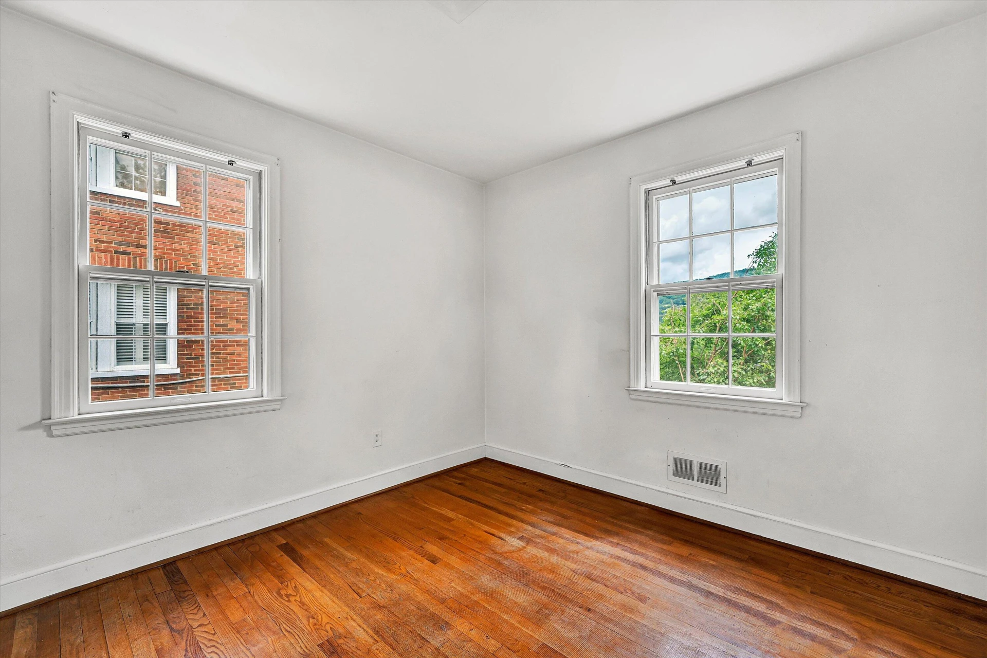 2622 Wycliffe AVE SW - Photo 19