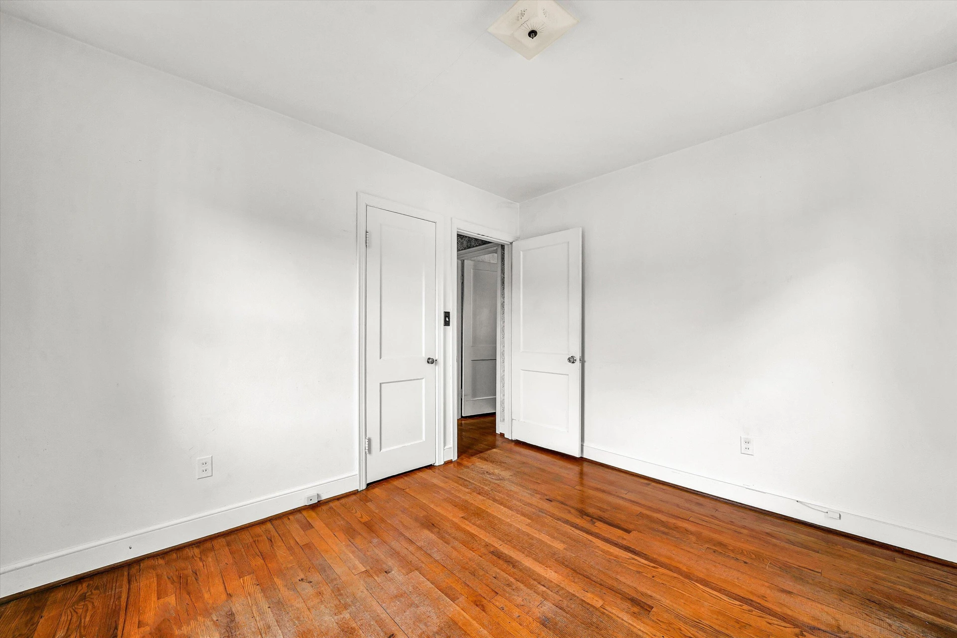 2622 Wycliffe AVE SW - Photo 20