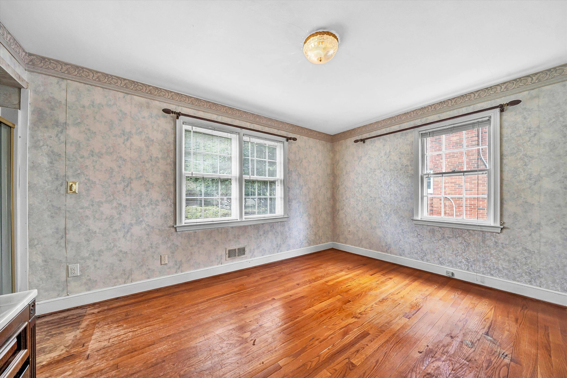 2622 Wycliffe AVE SW - Photo 21