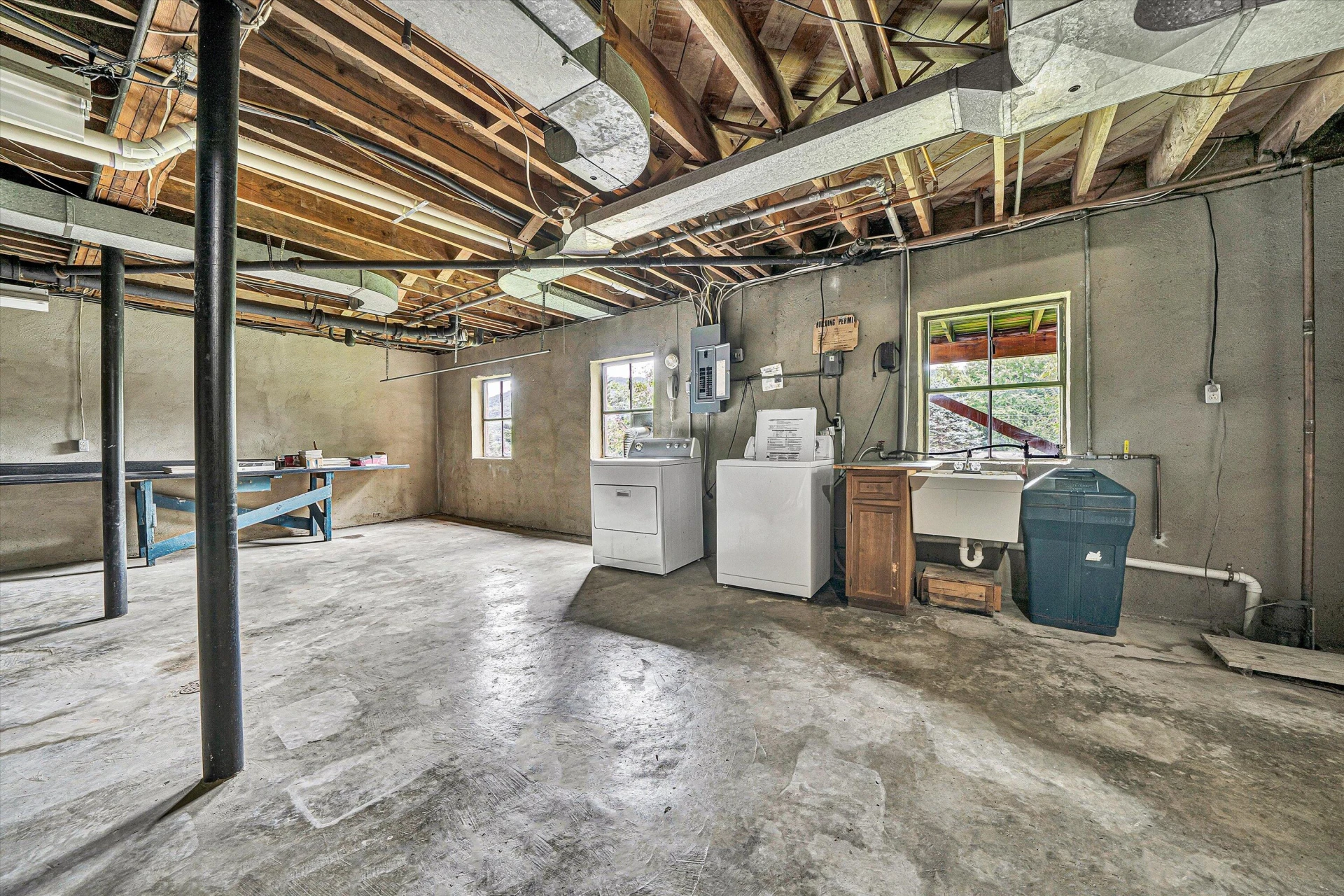 2622 Wycliffe AVE SW - Photo 24