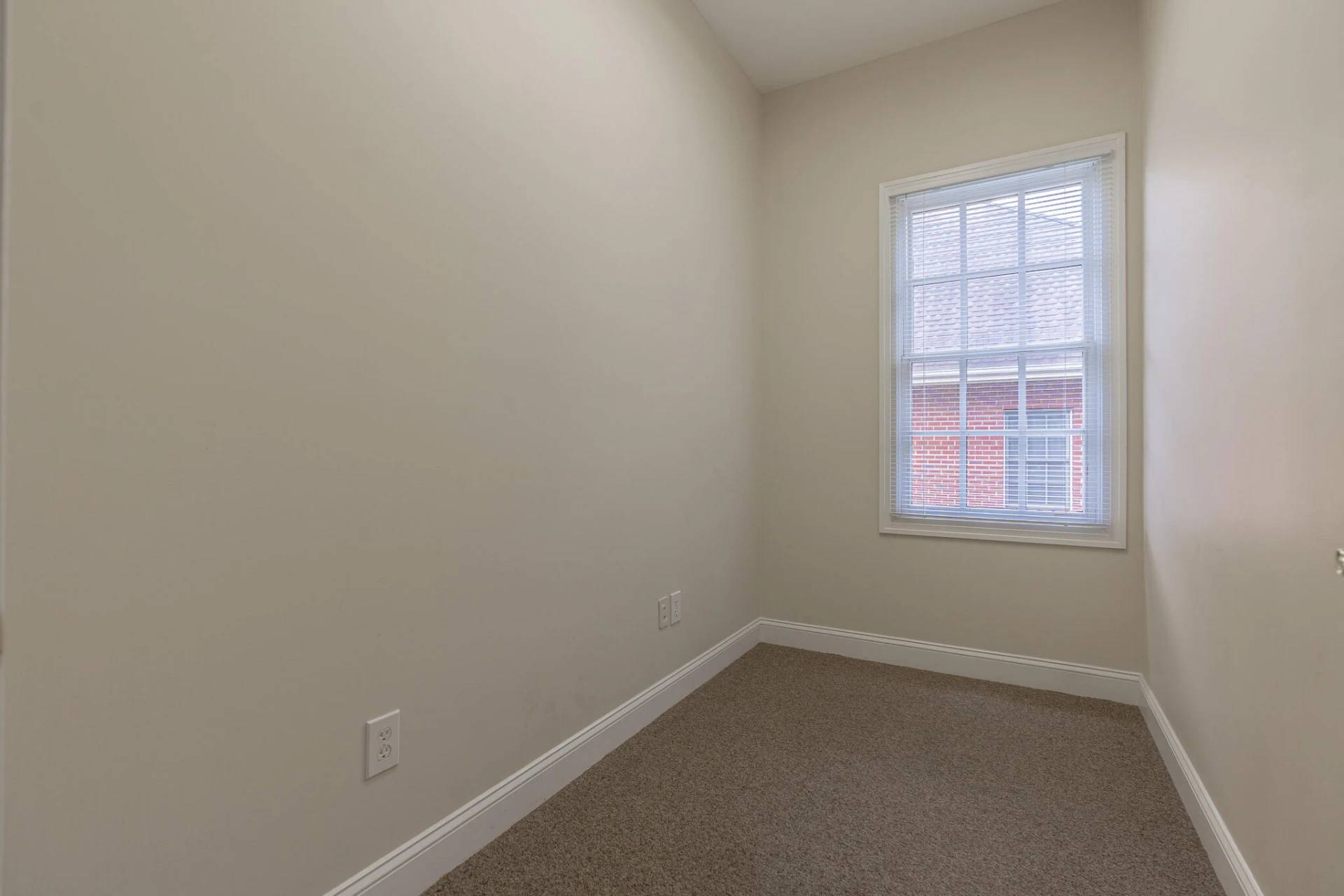 2774 Electric RD #201C - Photo 15