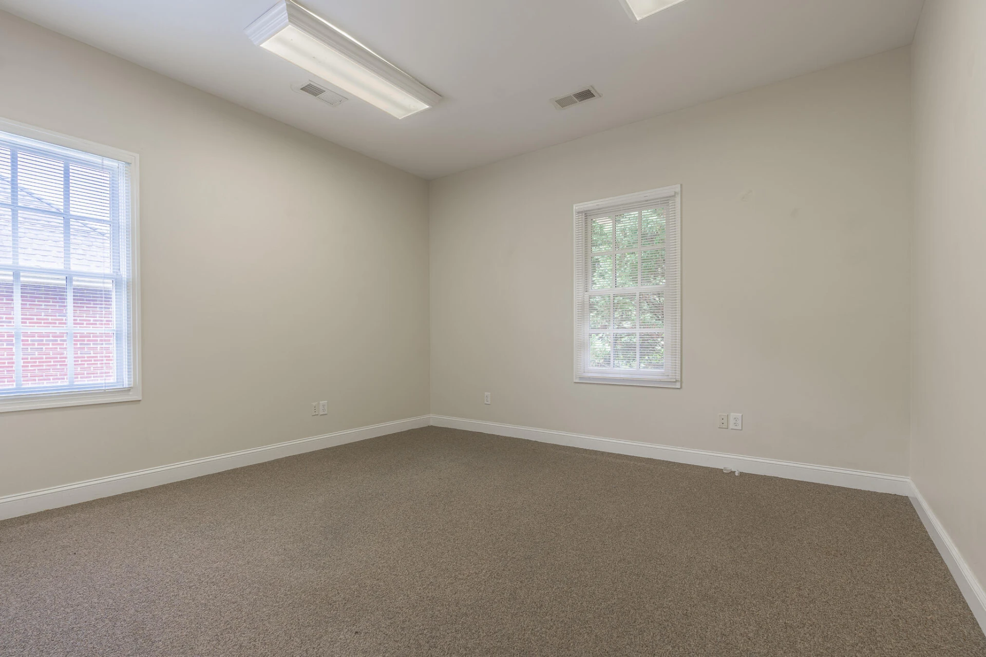 2774 Electric RD #201C - Photo 16