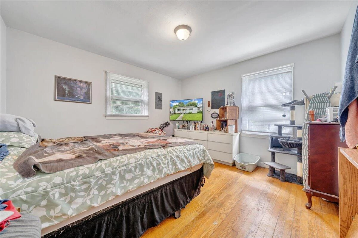 3926 Maine AVE NW - Photo 13
