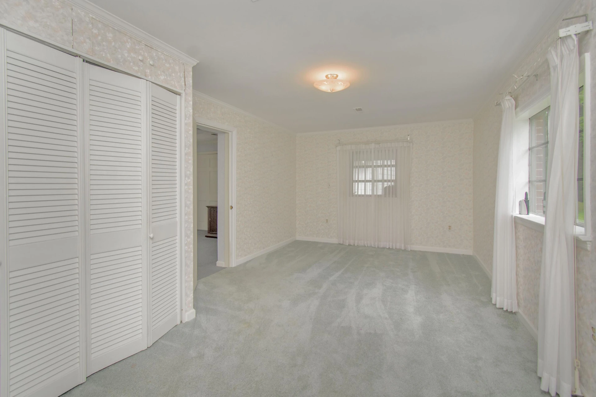 8212 Loman DR - Photo 11