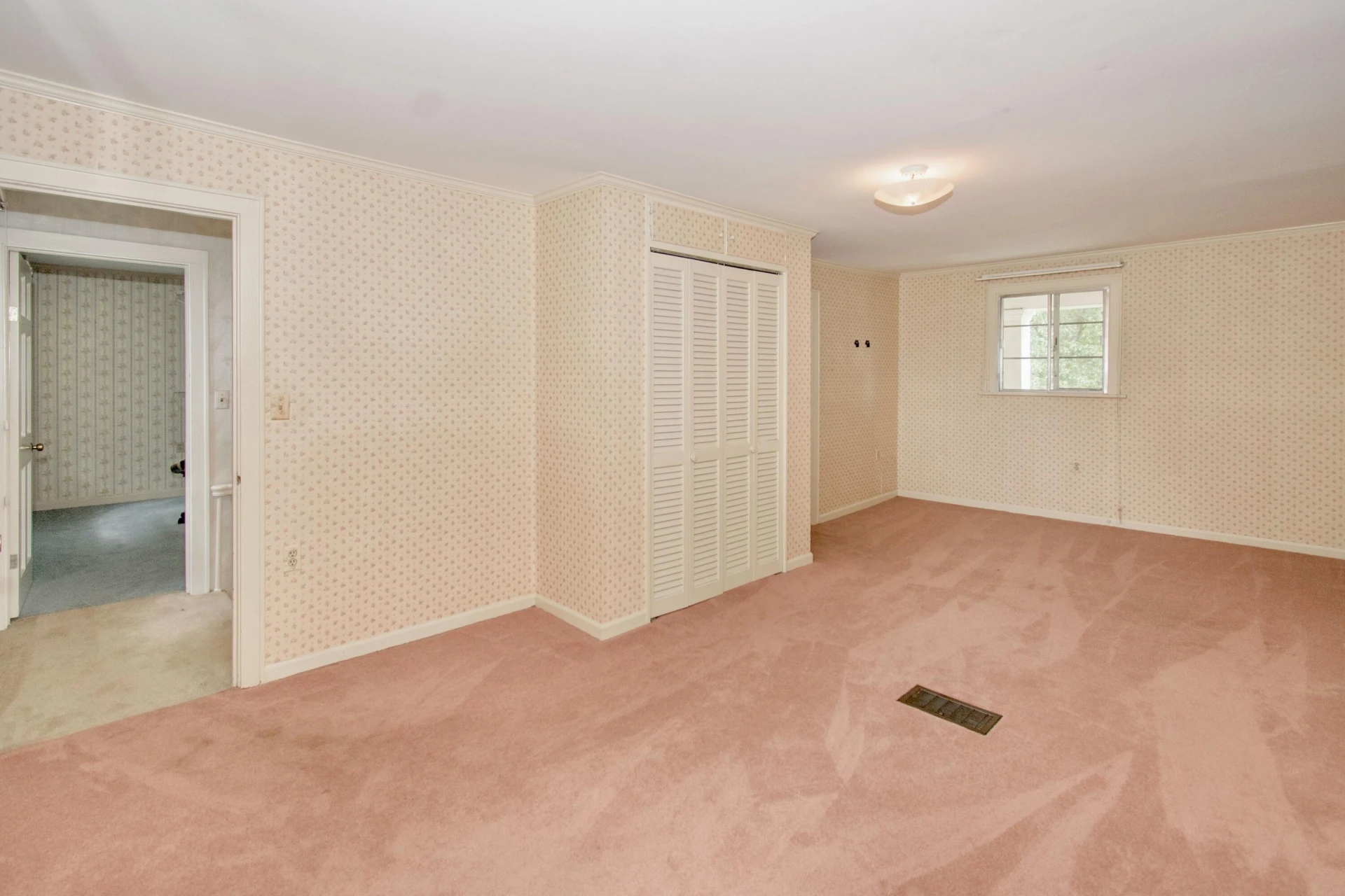 8212 Loman DR - Photo 19