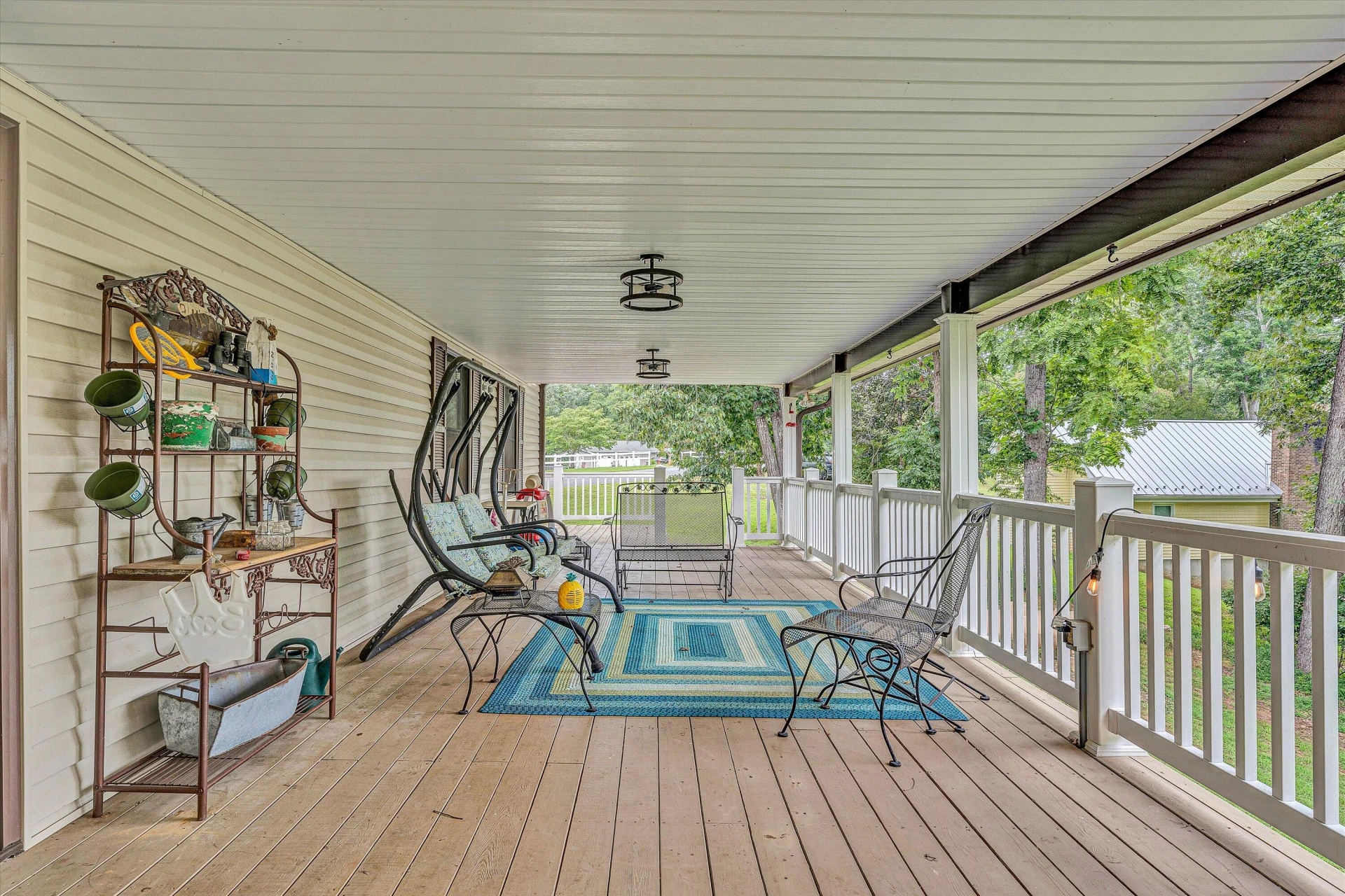 154 Brooks Point LN - Photo 42