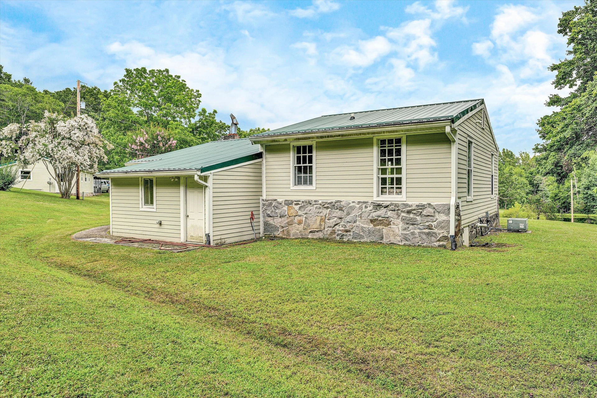 2506 Five Mile Mountain RD - Photo 31