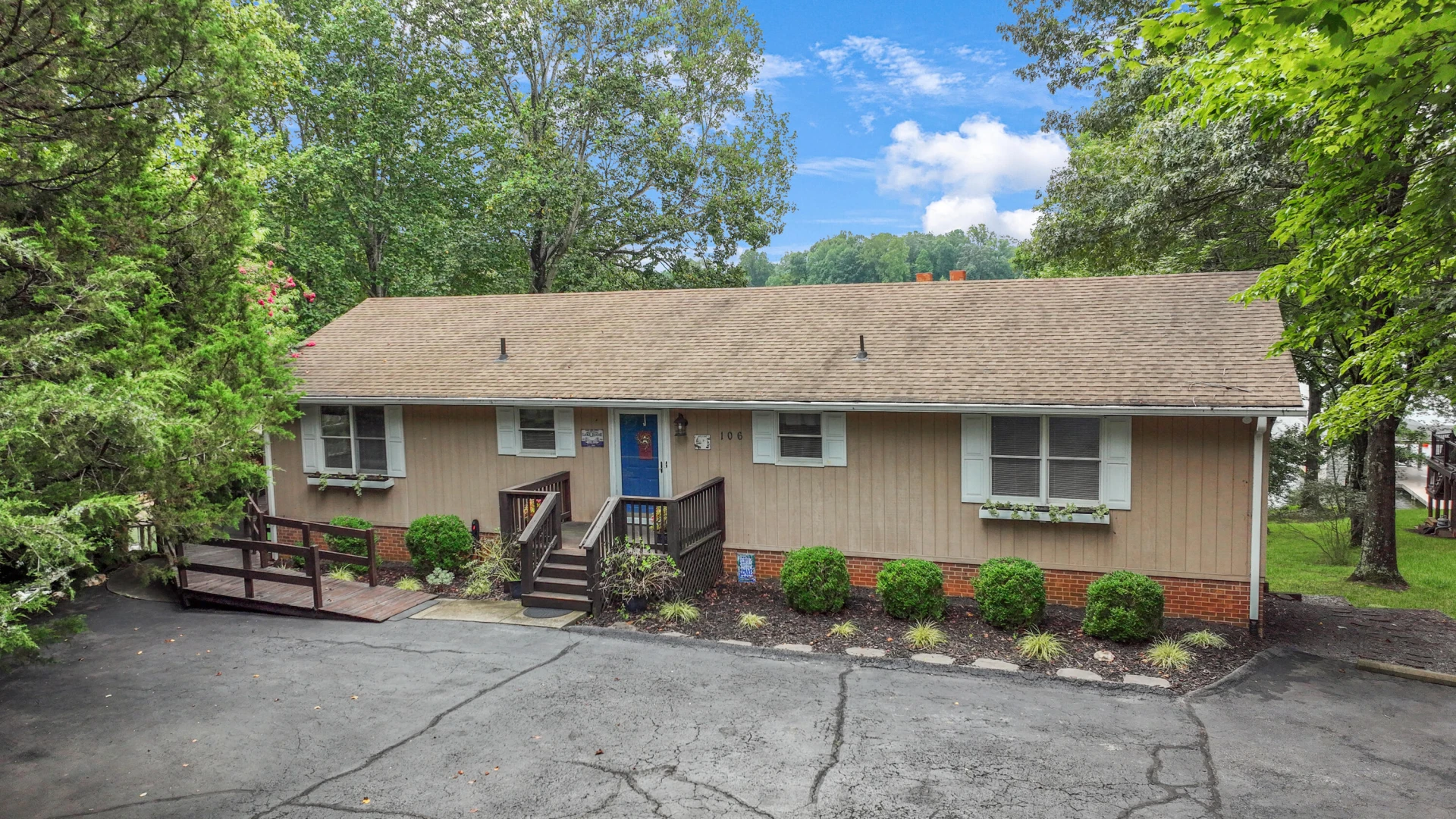 106 Channel WAY - Photo 2