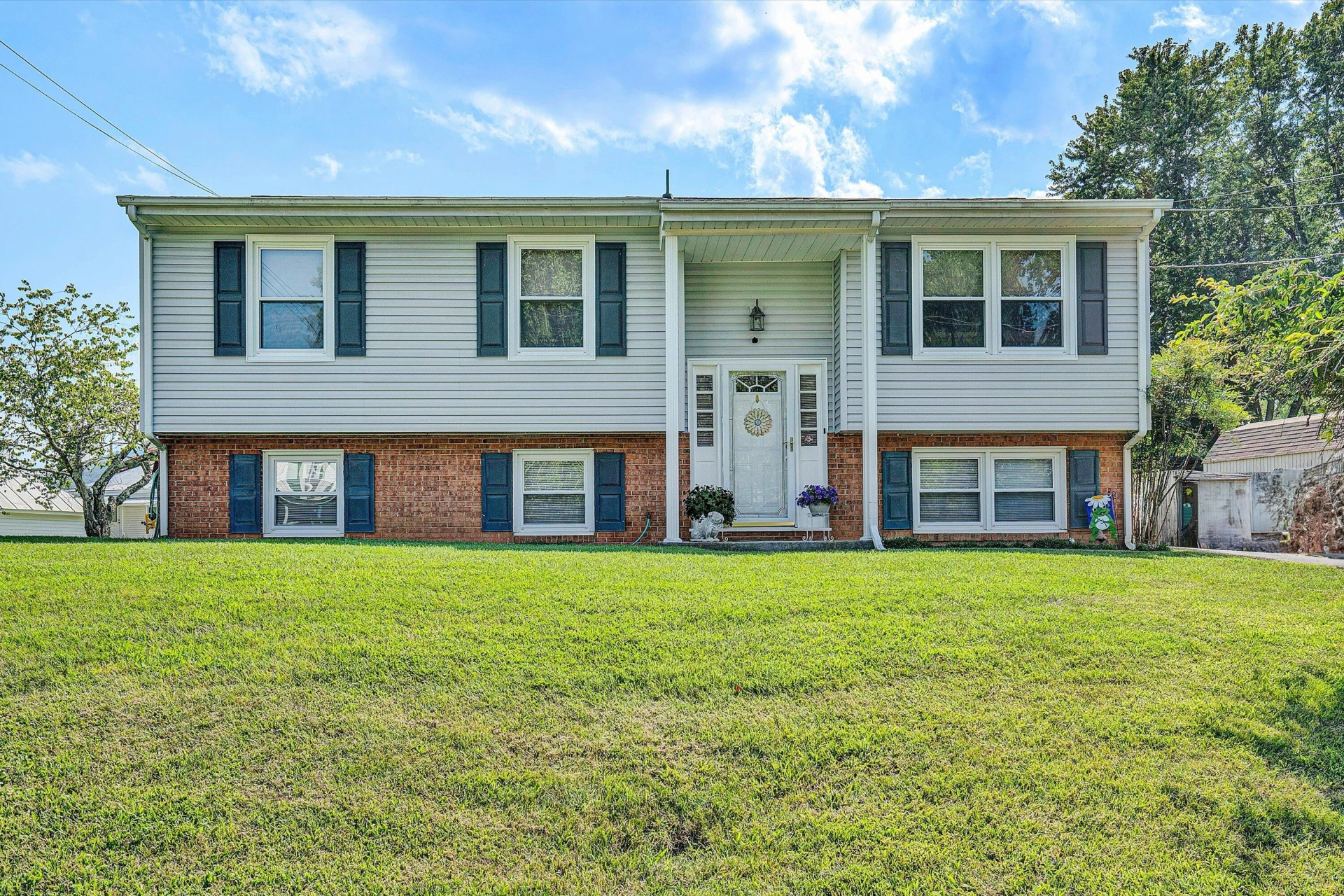 1629 Indian Rock RD
