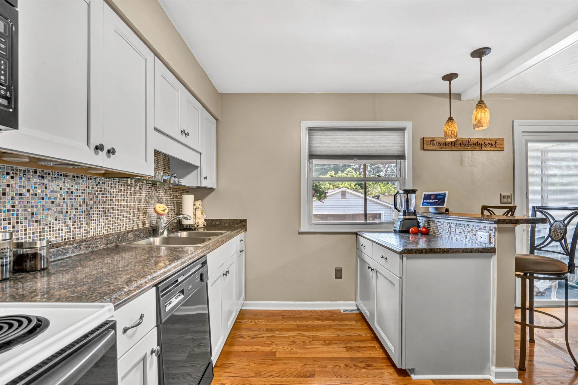 1629 Indian Rock RD - Photo 13