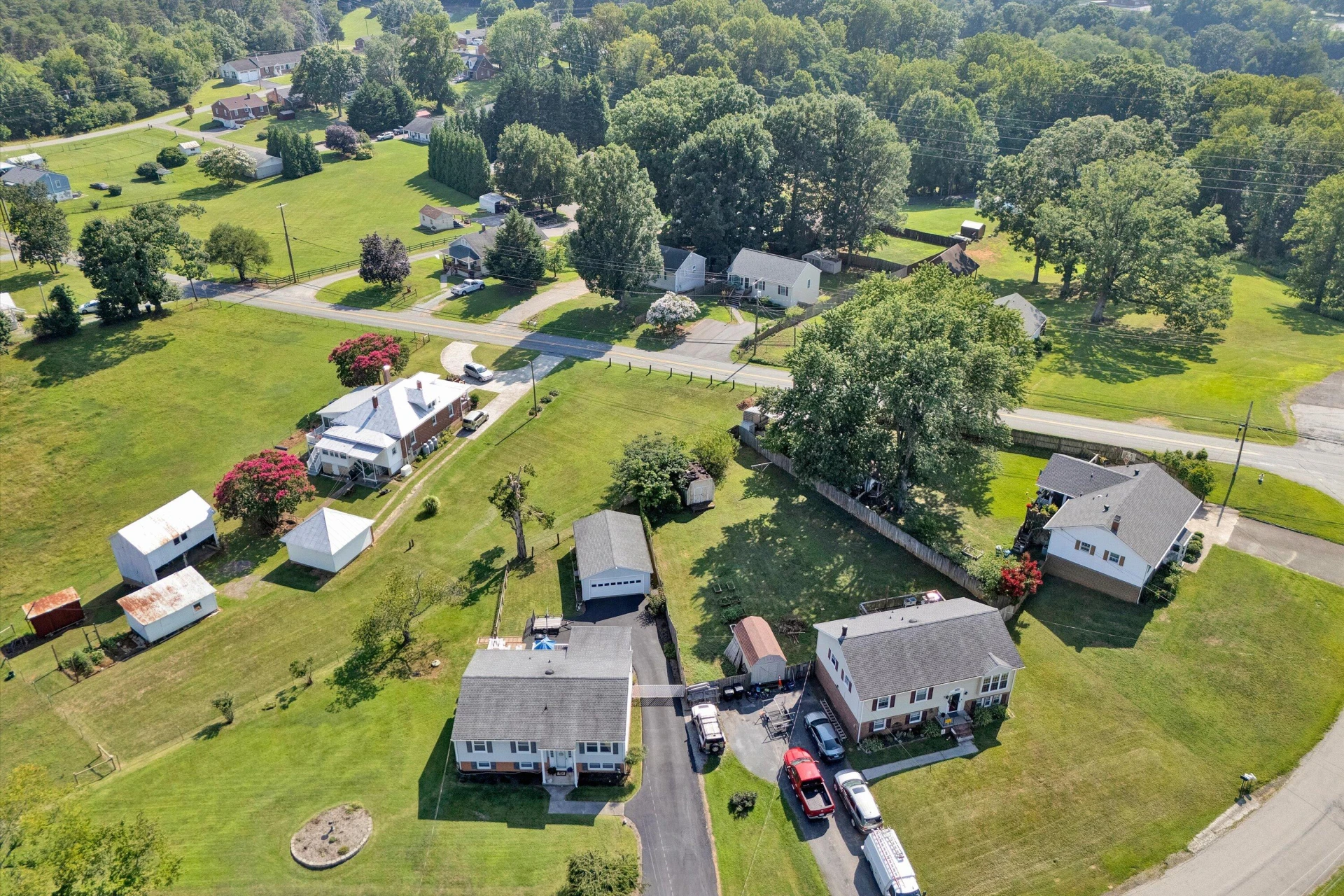 1629 Indian Rock RD - Photo 3
