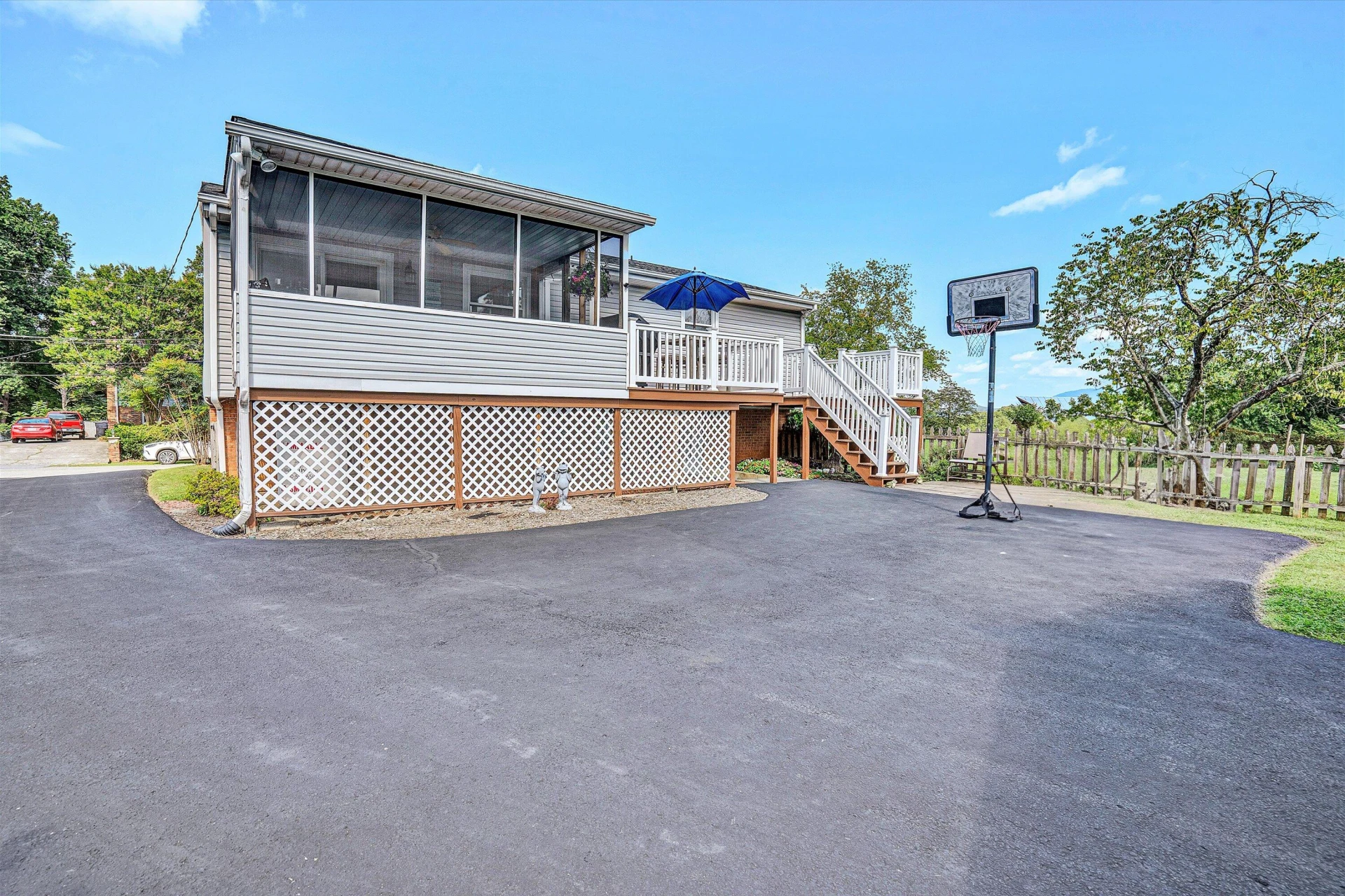 1629 Indian Rock RD - Photo 40