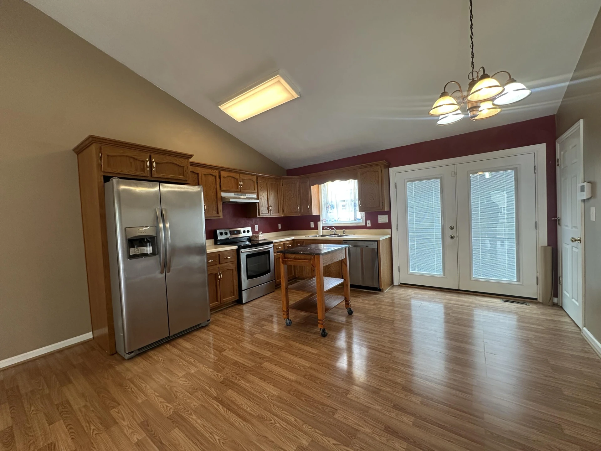 1621 24th ST NE - Photo 5