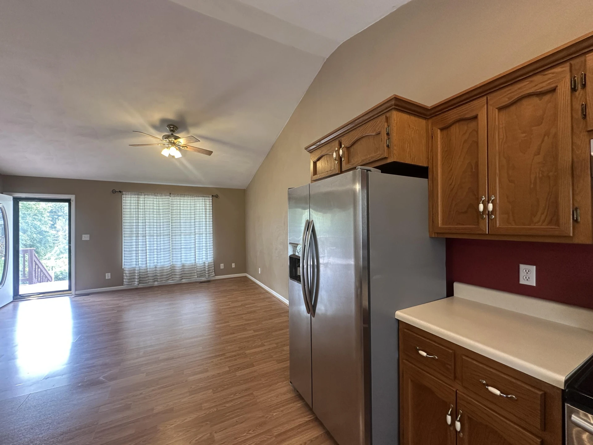 1621 24th ST NE - Photo 6