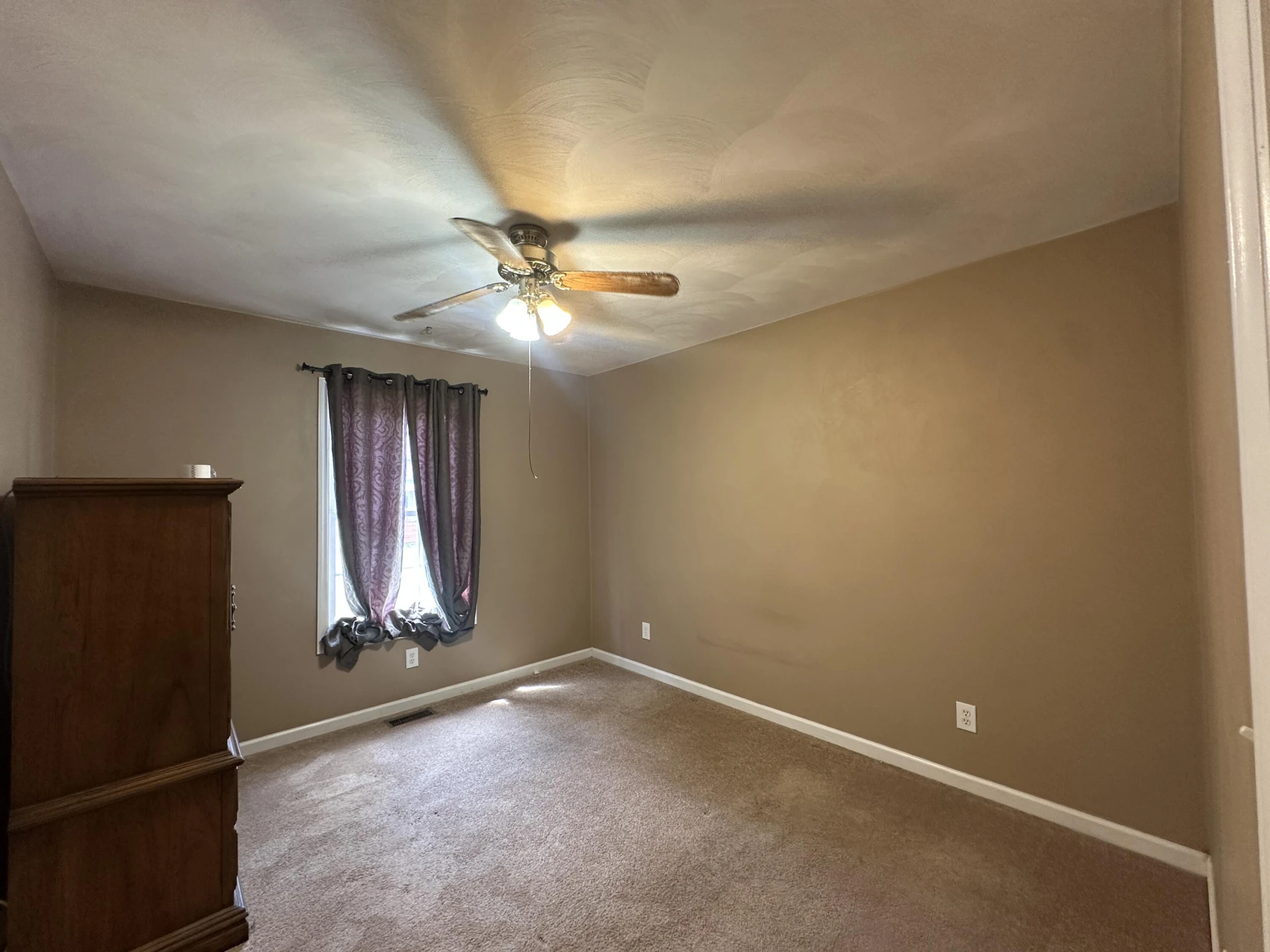 1621 24th ST NE - Photo 8