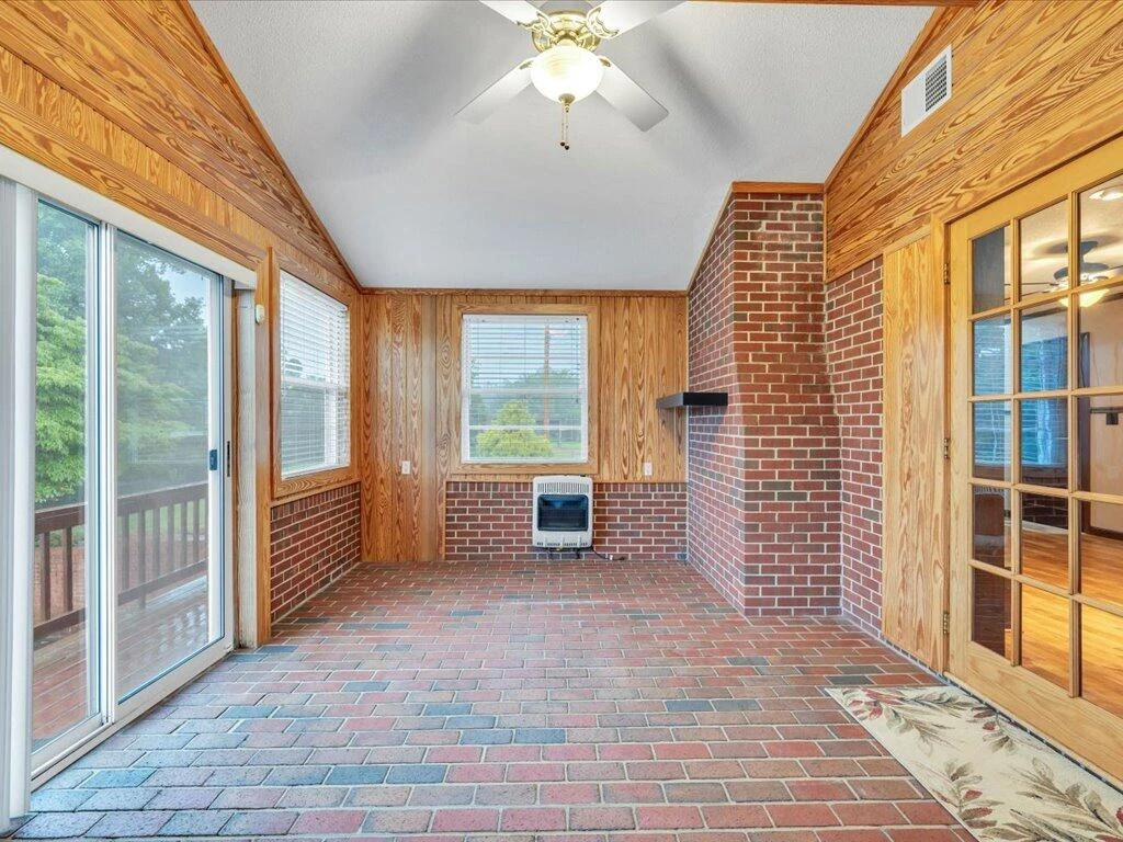 1630 County Line RD - Photo 19