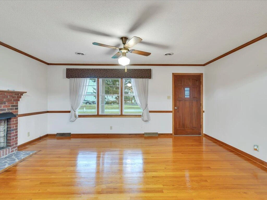 1630 County Line RD - Photo 6
