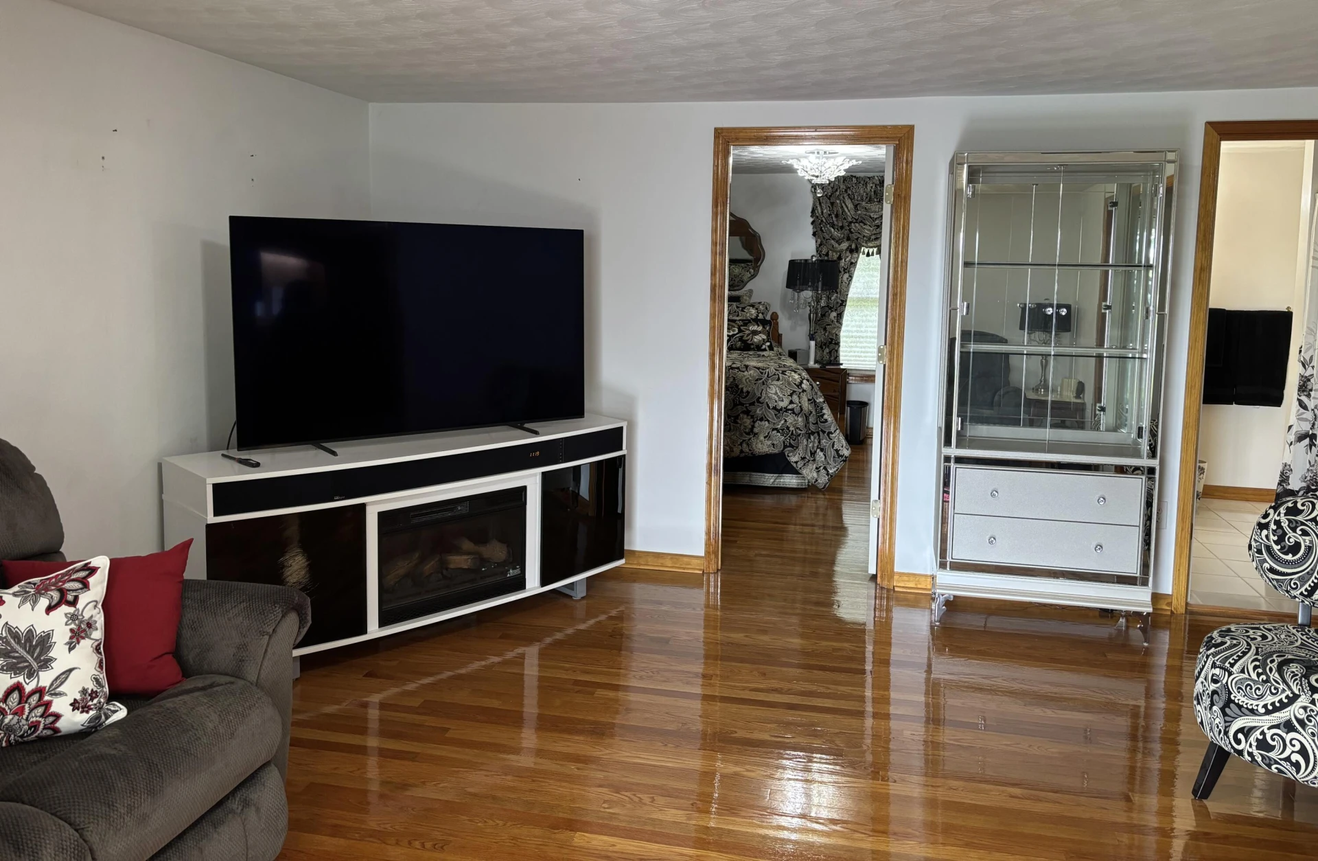 1235 Rock Spring RD - Photo 13