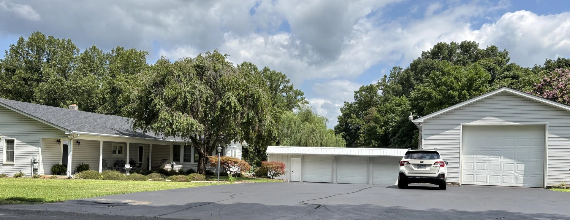 1235 Rock Spring RD - Photo 4