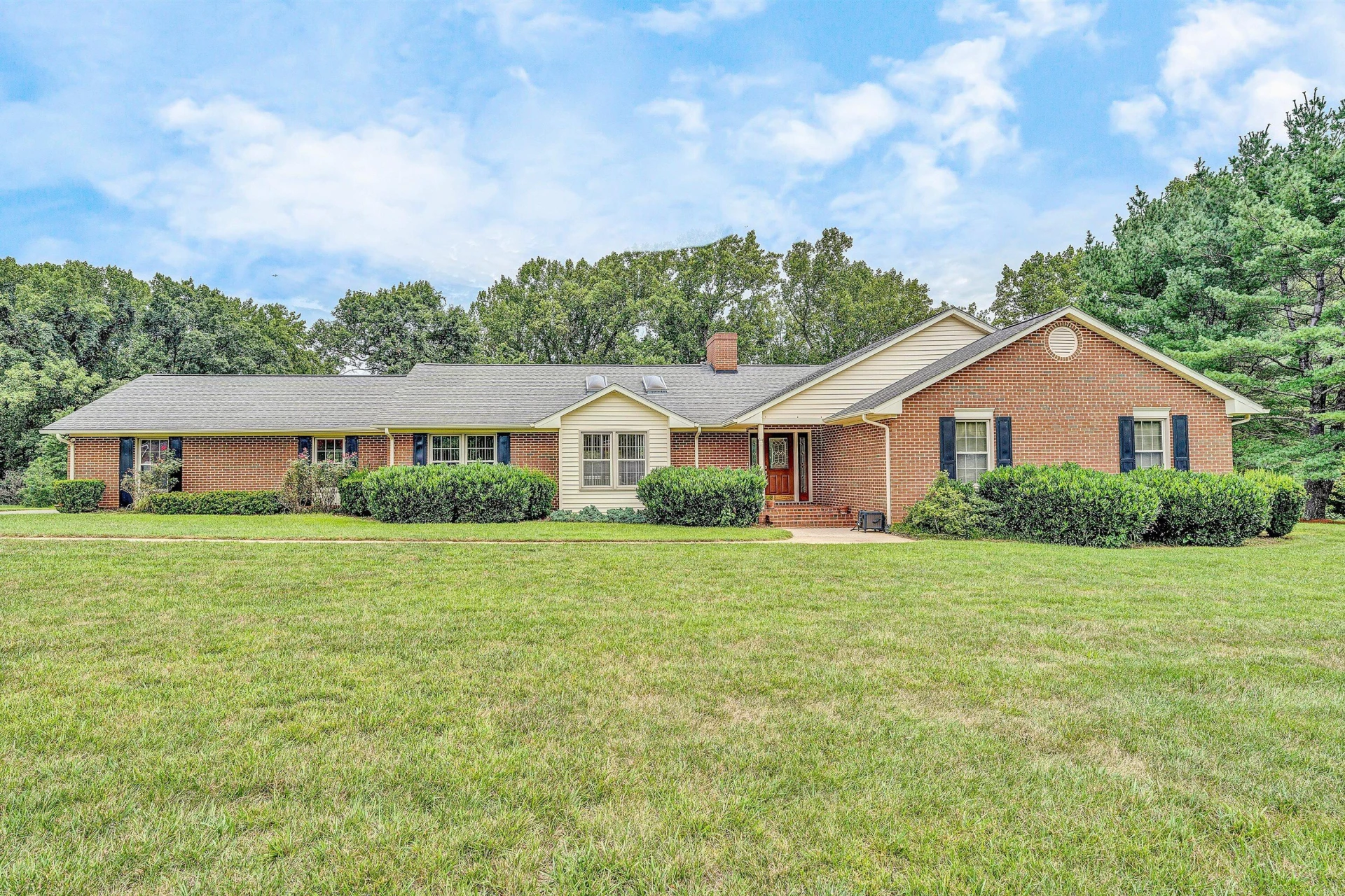 7045 Highfields Farm TRL