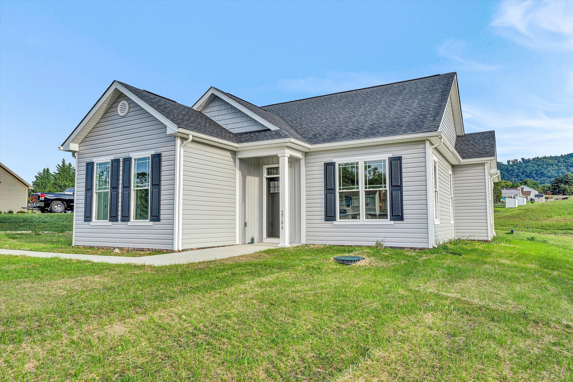 2704 STATON DR - Photo 2