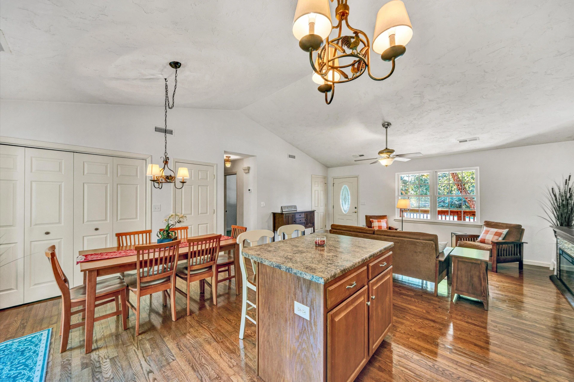 801 Indian Ridge DR - Photo 16