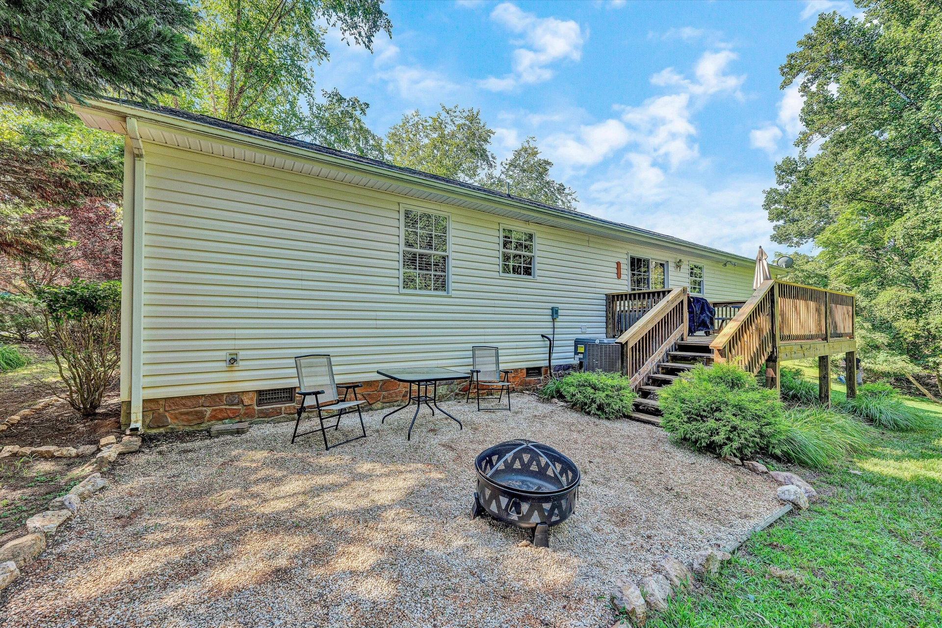 801 Indian Ridge DR - Photo 19