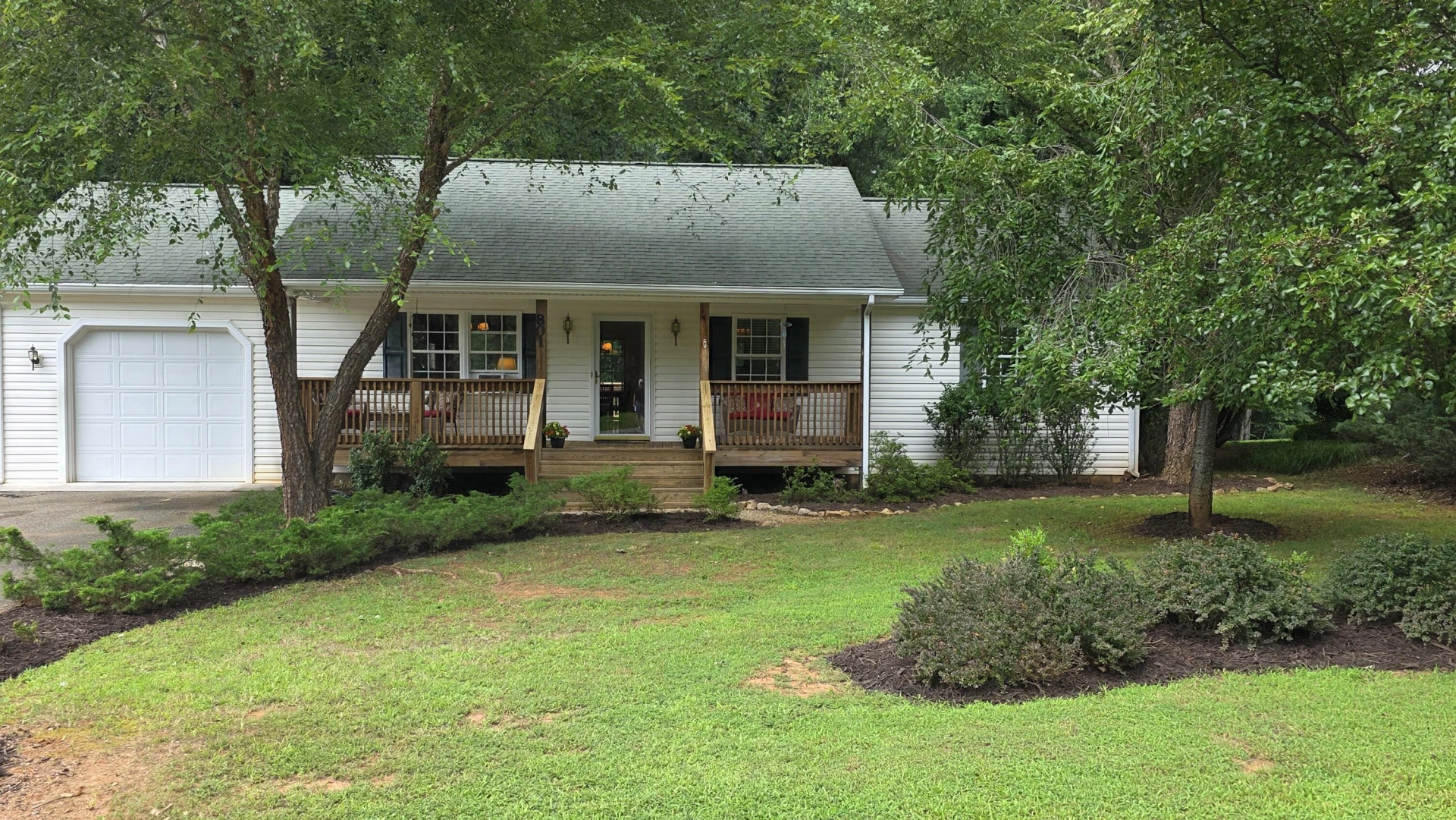801 Indian Ridge DR - Photo 3