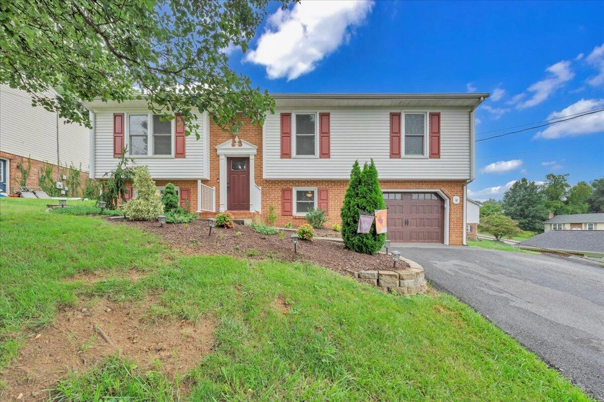 637 Catawba DR