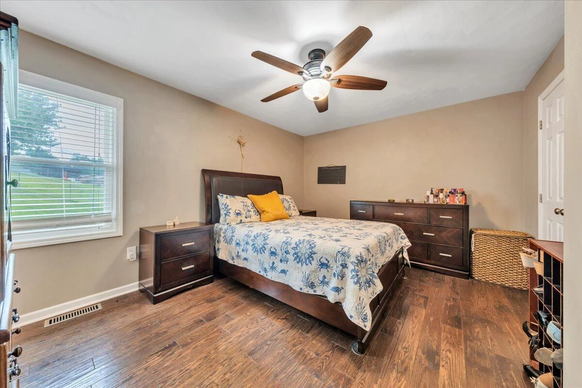 637 Catawba DR - Photo 20