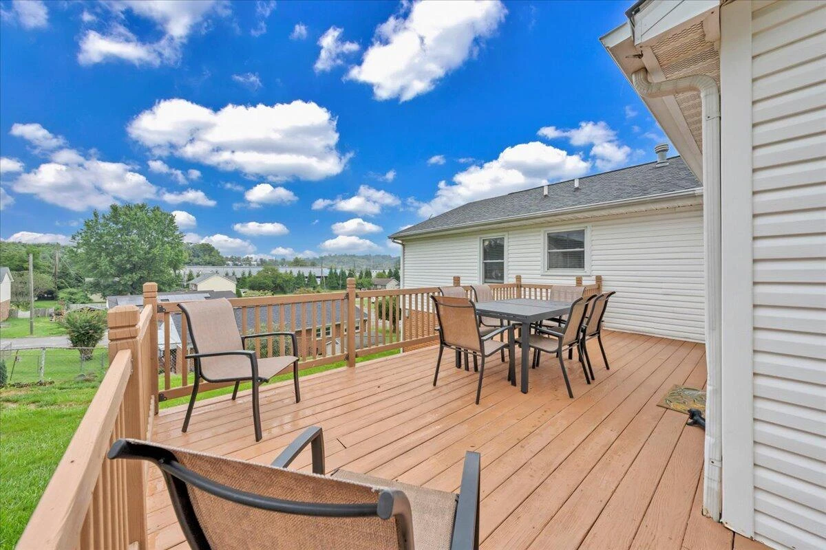 637 Catawba DR - Photo 37