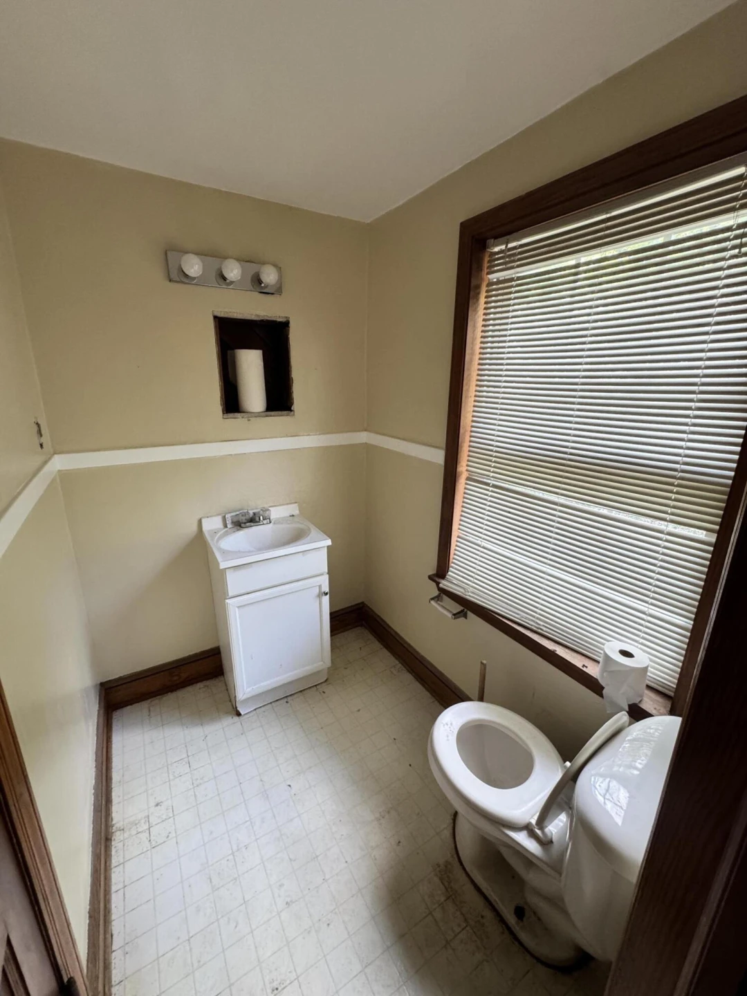 5507 Franklin RD - Photo 15