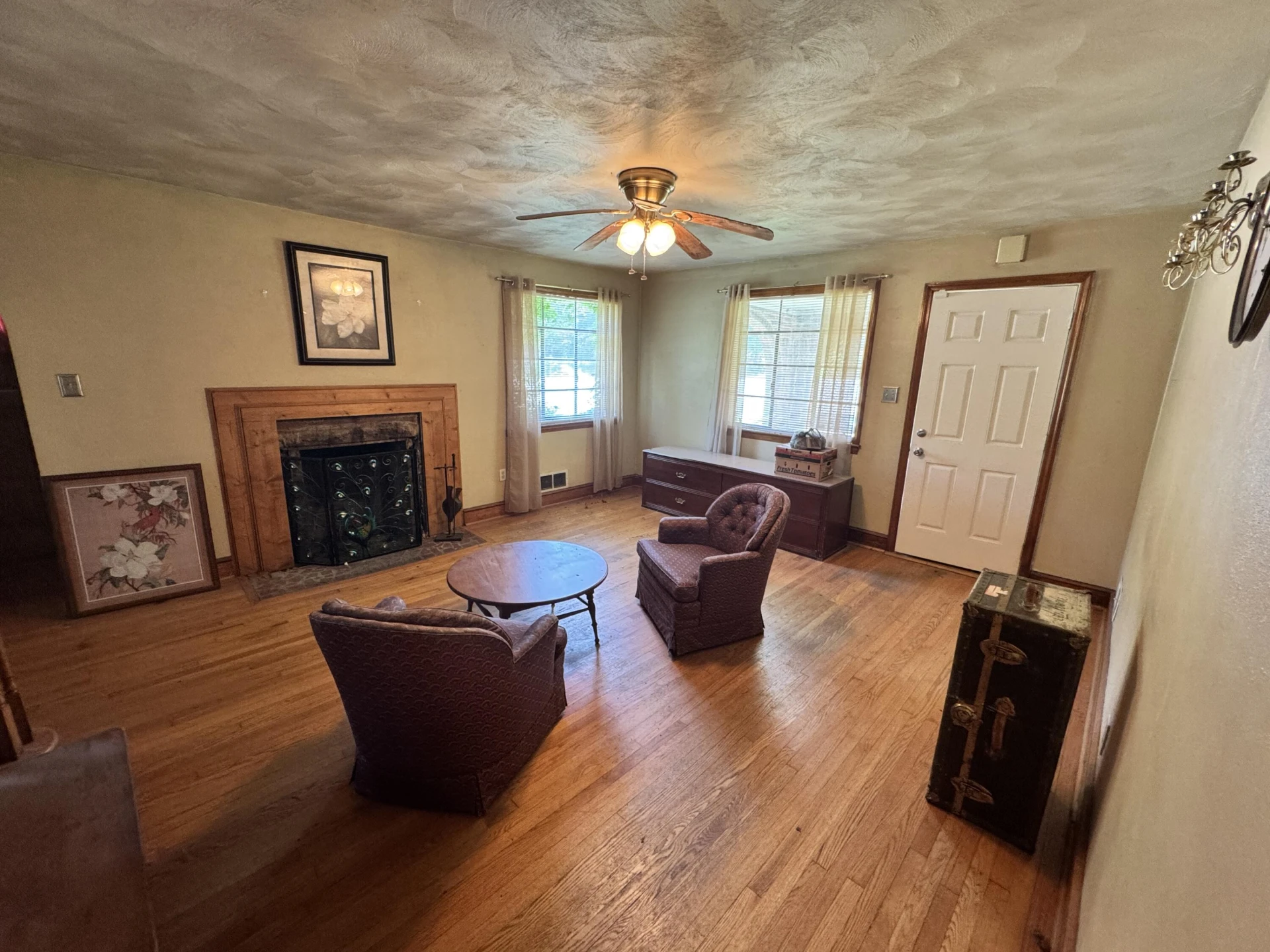 5507 Franklin RD - Photo 2