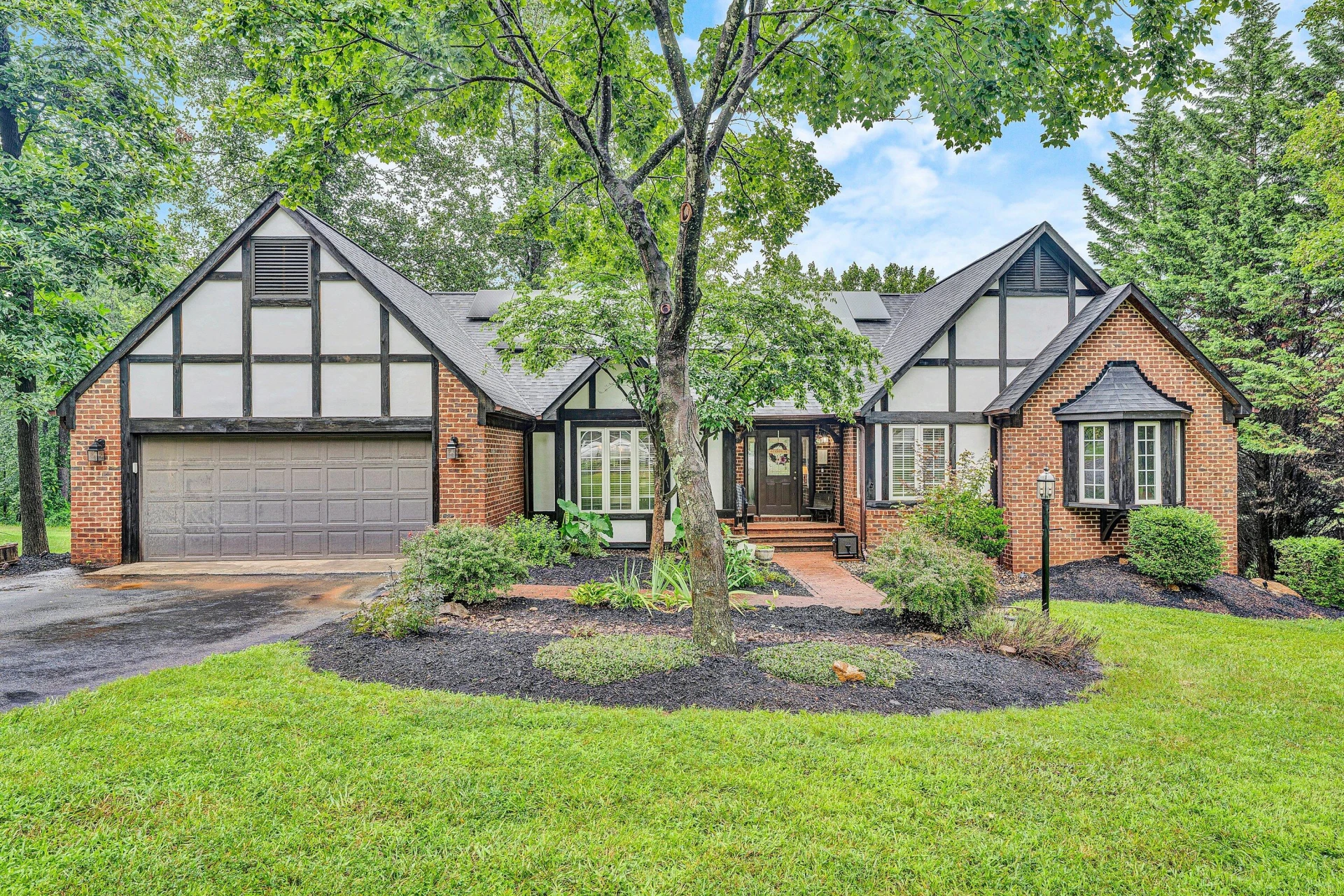 85 Macgregor DR - Photo 5