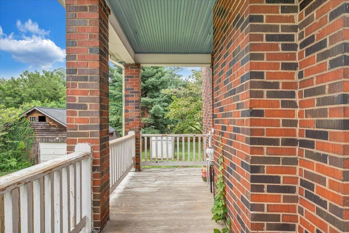 2633 Cedarhurst AVE NW - Photo 22