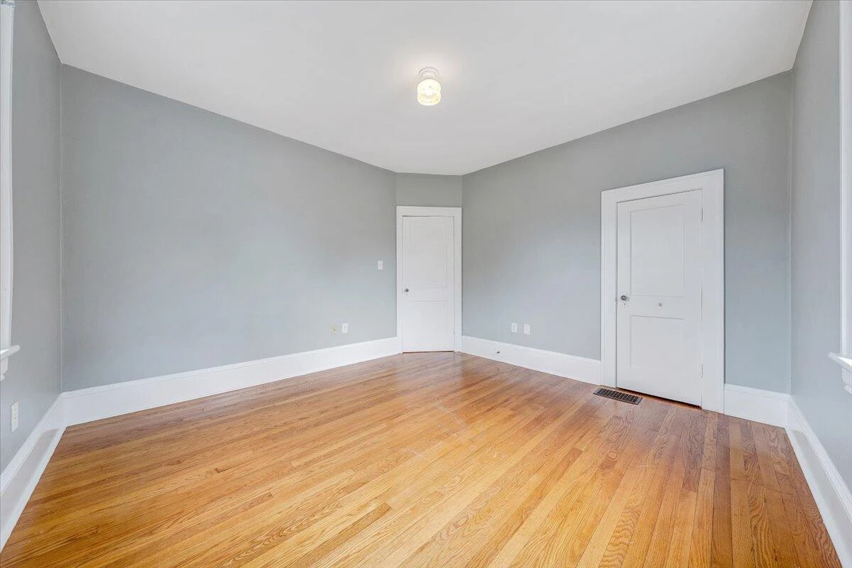 2633 Cedarhurst AVE NW - Photo 27