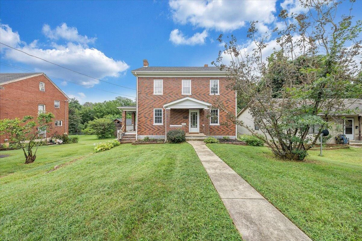 2633 Cedarhurst AVE NW - Photo 35