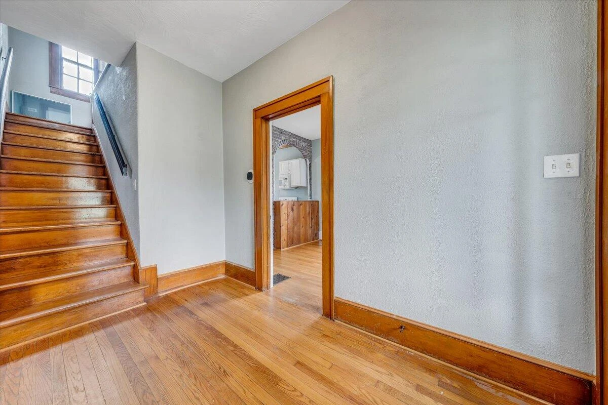 2633 Cedarhurst AVE NW - Photo 5