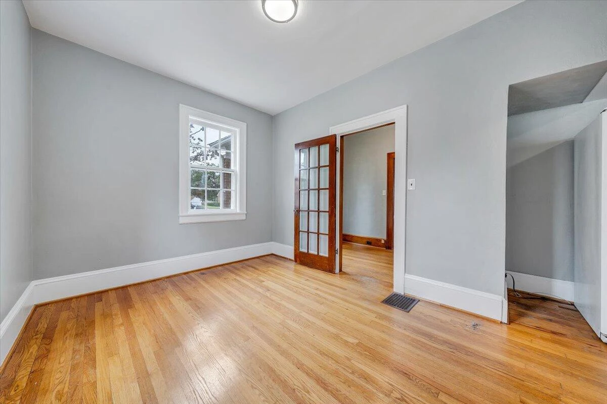 2633 Cedarhurst AVE NW - Photo 9