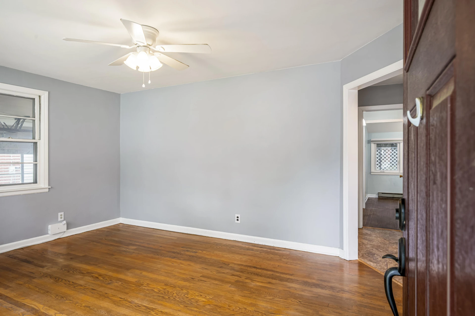 2628 Durham ST NW - Photo 9