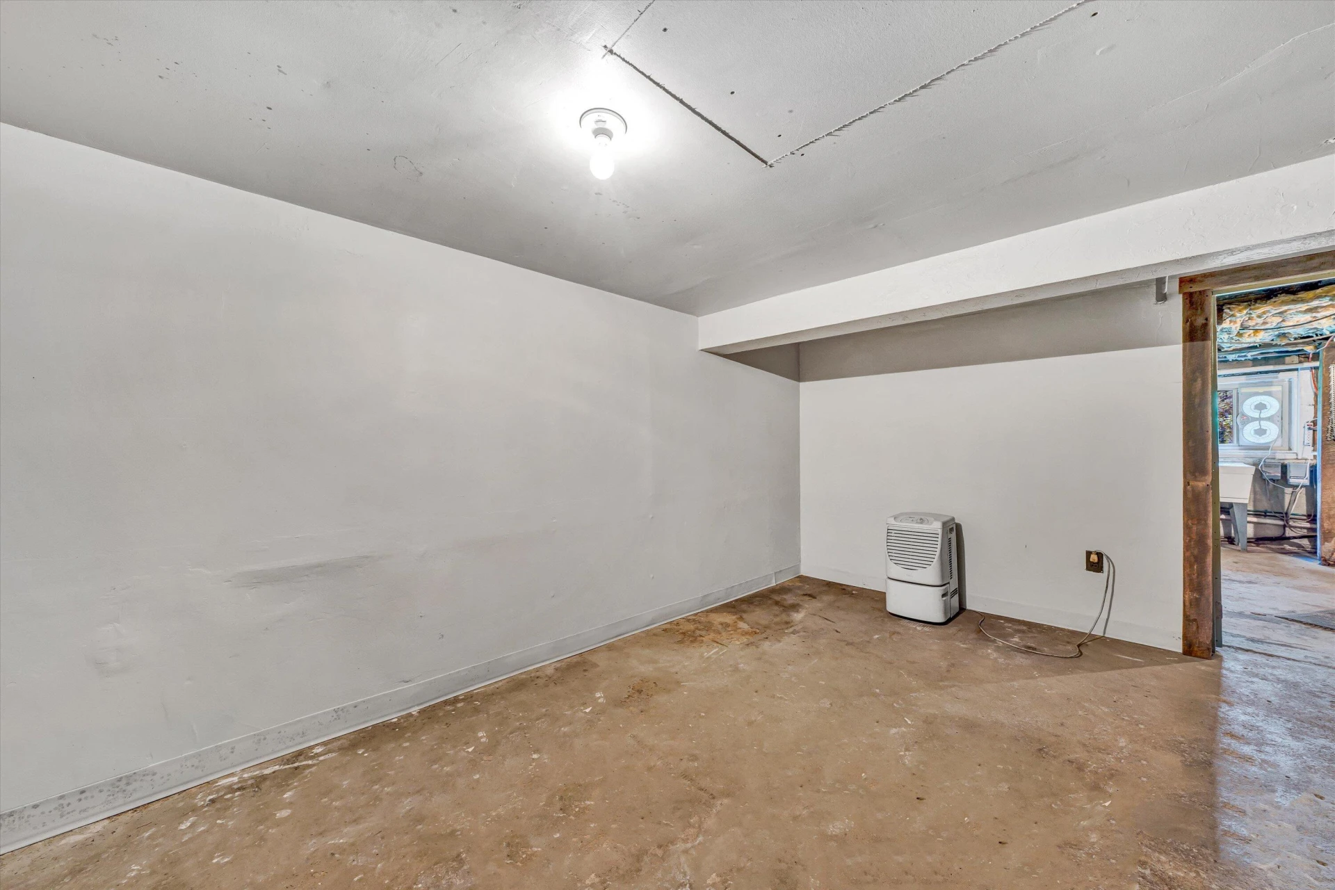 2498 Callaway RD - Photo 32
