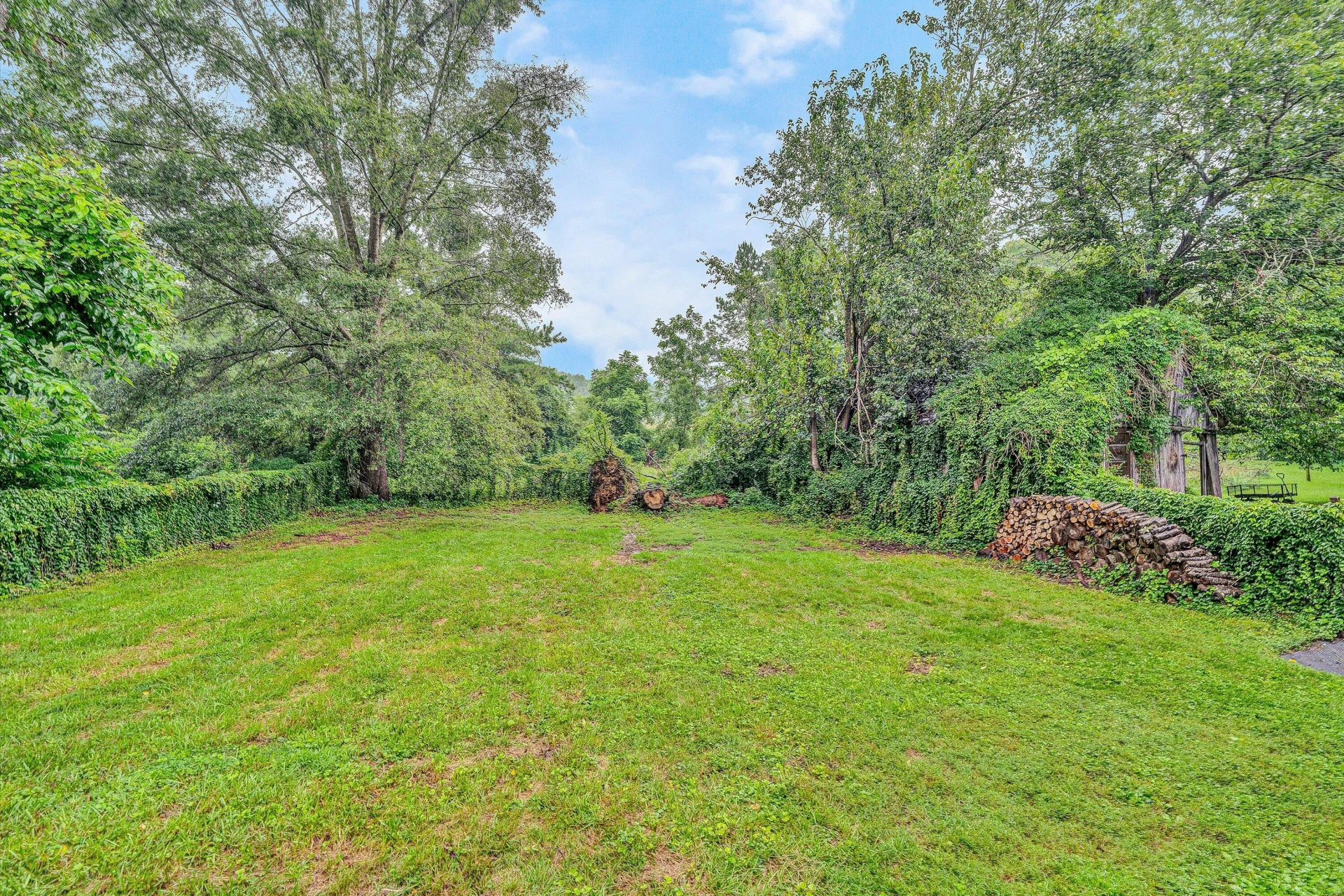 2498 Callaway RD - Photo 37