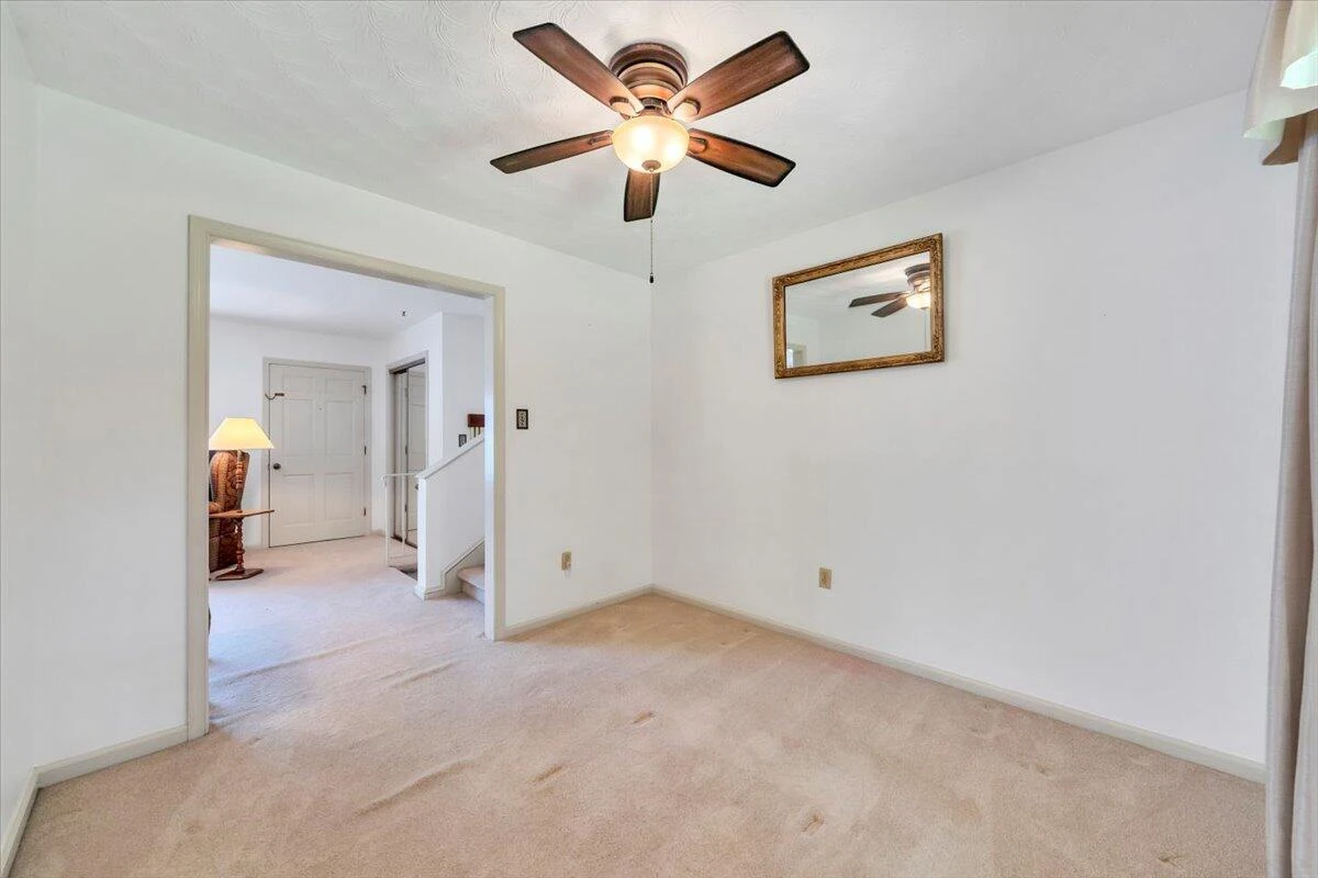 318 Clubhouse DR - Photo 18