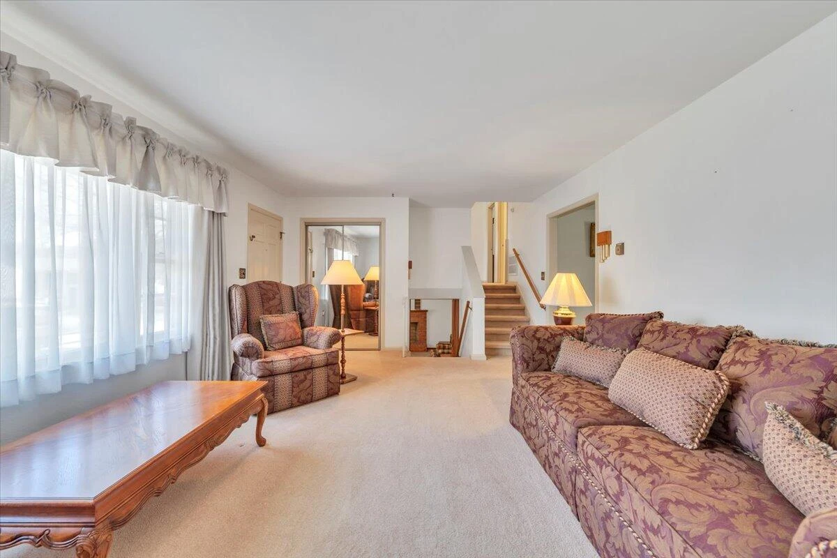 318 Clubhouse DR - Photo 21