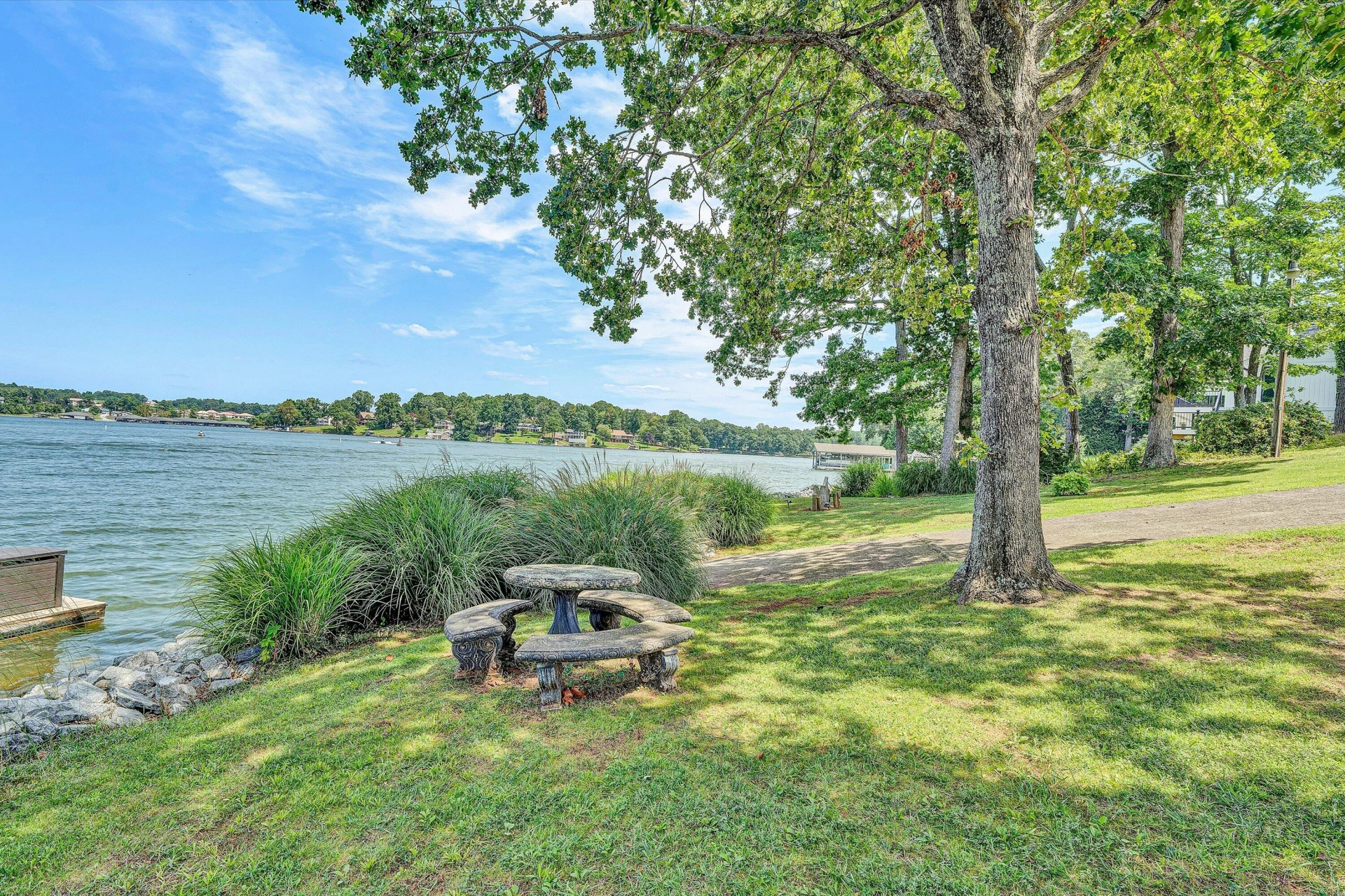 192 Twin Coves DR - Photo 39